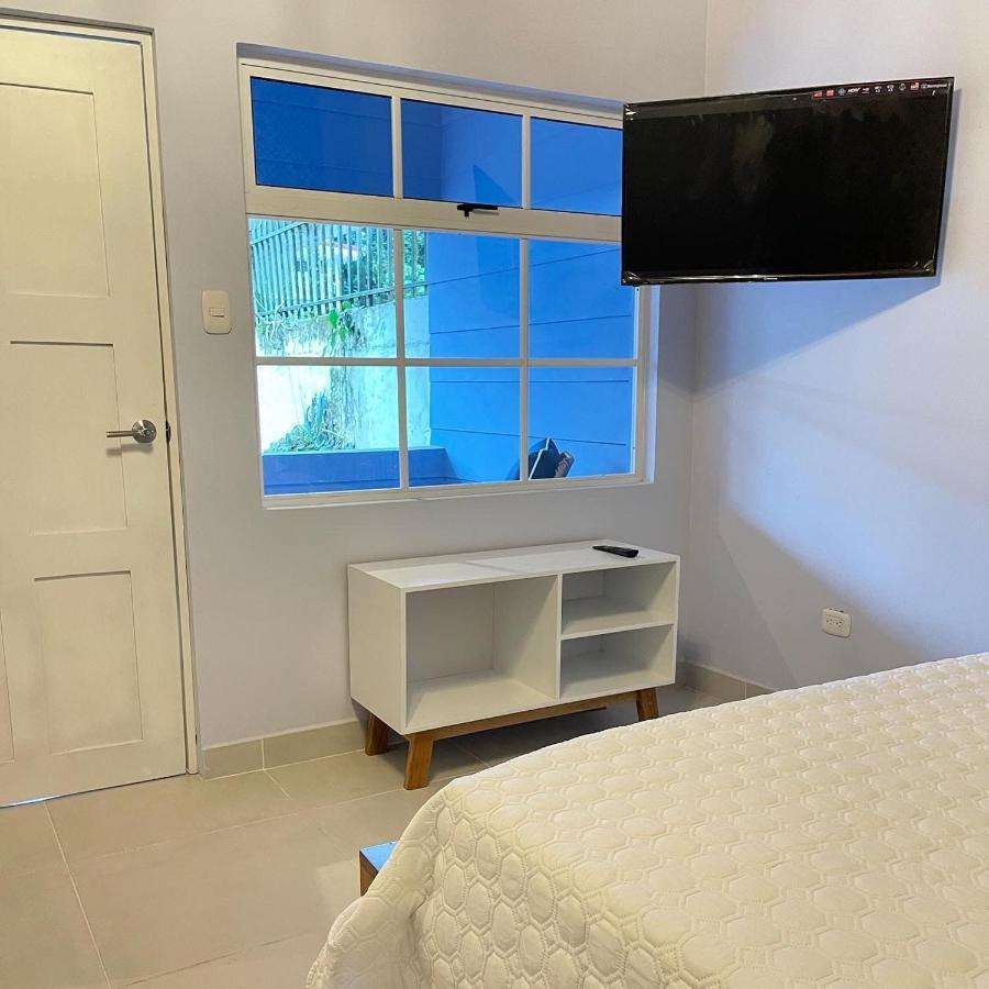 Hotel Mono Azul เกโปส ภายนอก รูปภาพ