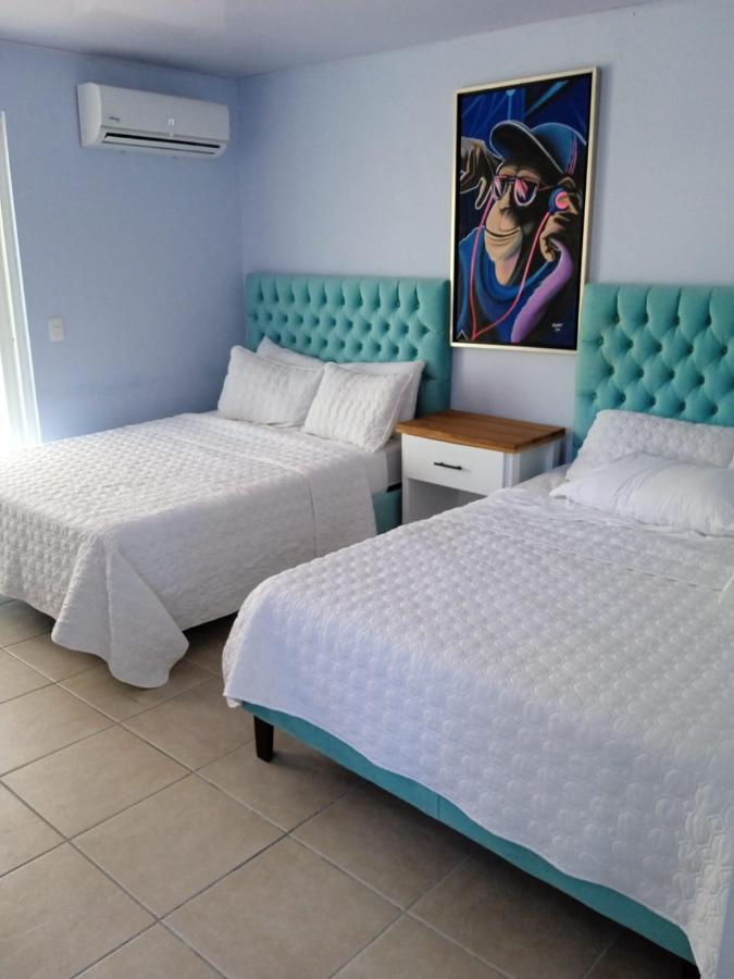Hotel Mono Azul เกโปส ภายนอก รูปภาพ