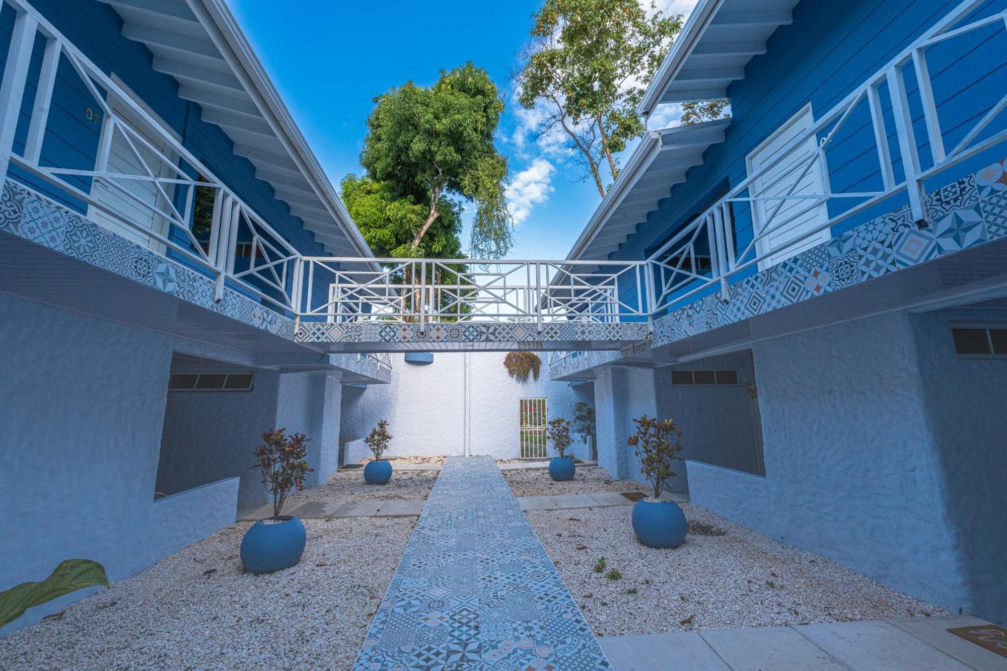 Hotel Mono Azul เกโปส ภายนอก รูปภาพ