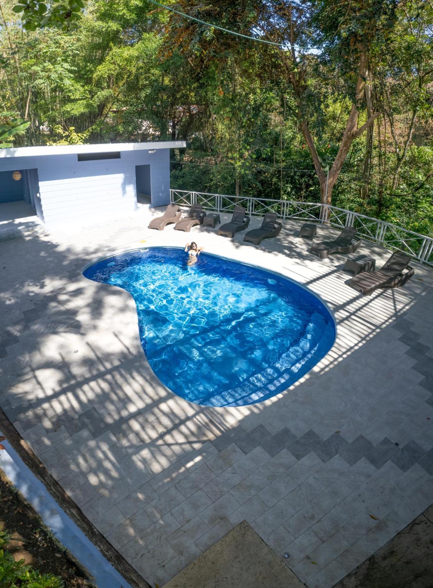 Hotel Mono Azul เกโปส ภายนอก รูปภาพ