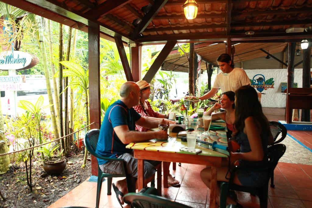 Hotel Mono Azul เกโปส ภายนอก รูปภาพ