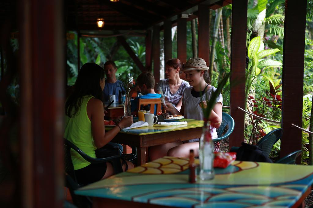 Hotel Mono Azul เกโปส ภายนอก รูปภาพ
