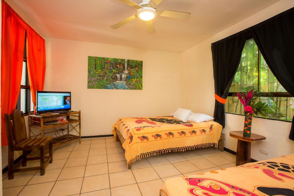 Hotel Mono Azul เกโปส ภายนอก รูปภาพ